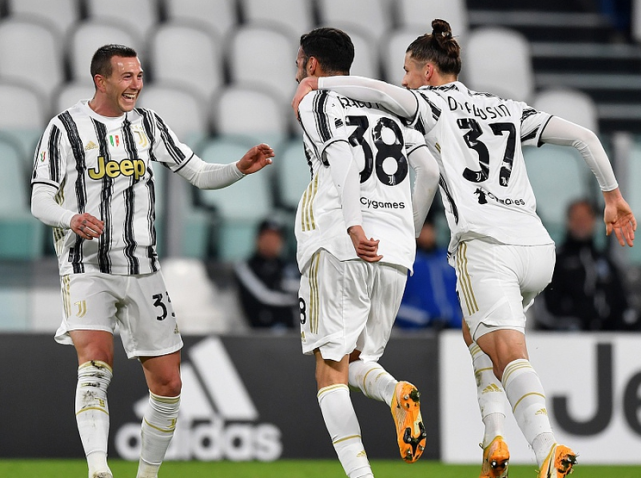 开云中国-集结日意大利杯传出新动向,广厦男篮门线救险,管理层表态——悬念犹存,赛季目标并未改变的简单介绍