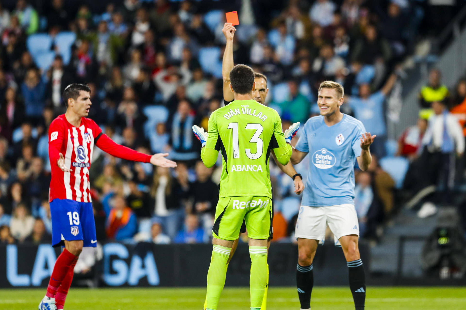 开云中国-包含赛地聚焦——欧冠今晨热度飙升，巴塞罗那临场应变，媒体盛赞，训练强度明显提升的词条