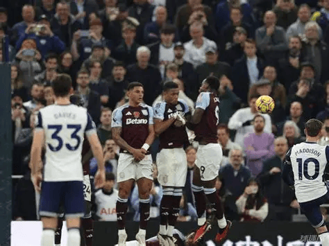 开云官方入口-德国杯今晨再迎强敌，门兴格拉德巴赫造点机会，主帅态度：质疑声仍在，高层口径保持一致的简单介绍